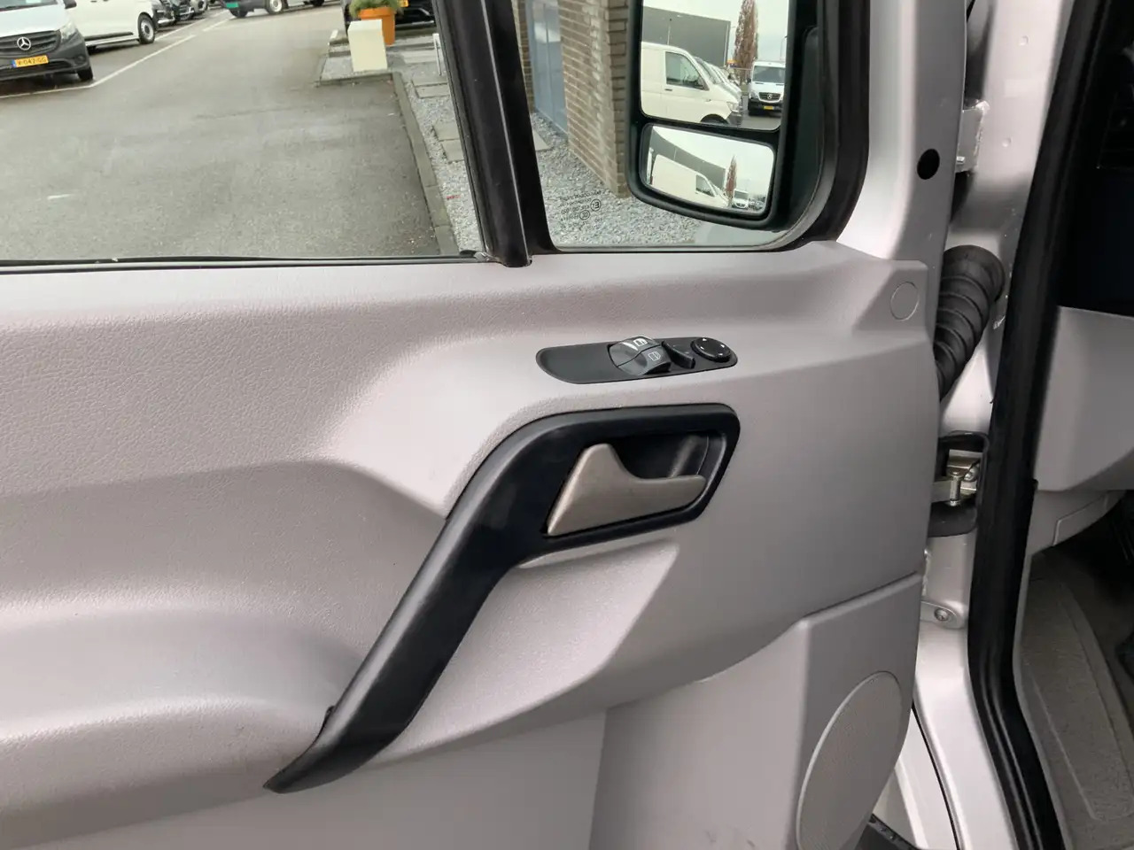 Mercedes-Benz Sprinter 313 2.2 CDI 366 HDAirco Alu Velg Side Bar Trekhaak - Βαν: φωτογραφία 5 Mercedes-Benz Sprinter 313 2.2 CDI 366 HDAirco Alu Velg Side Bar Trekhaak - Βαν: φωτογραφία 5