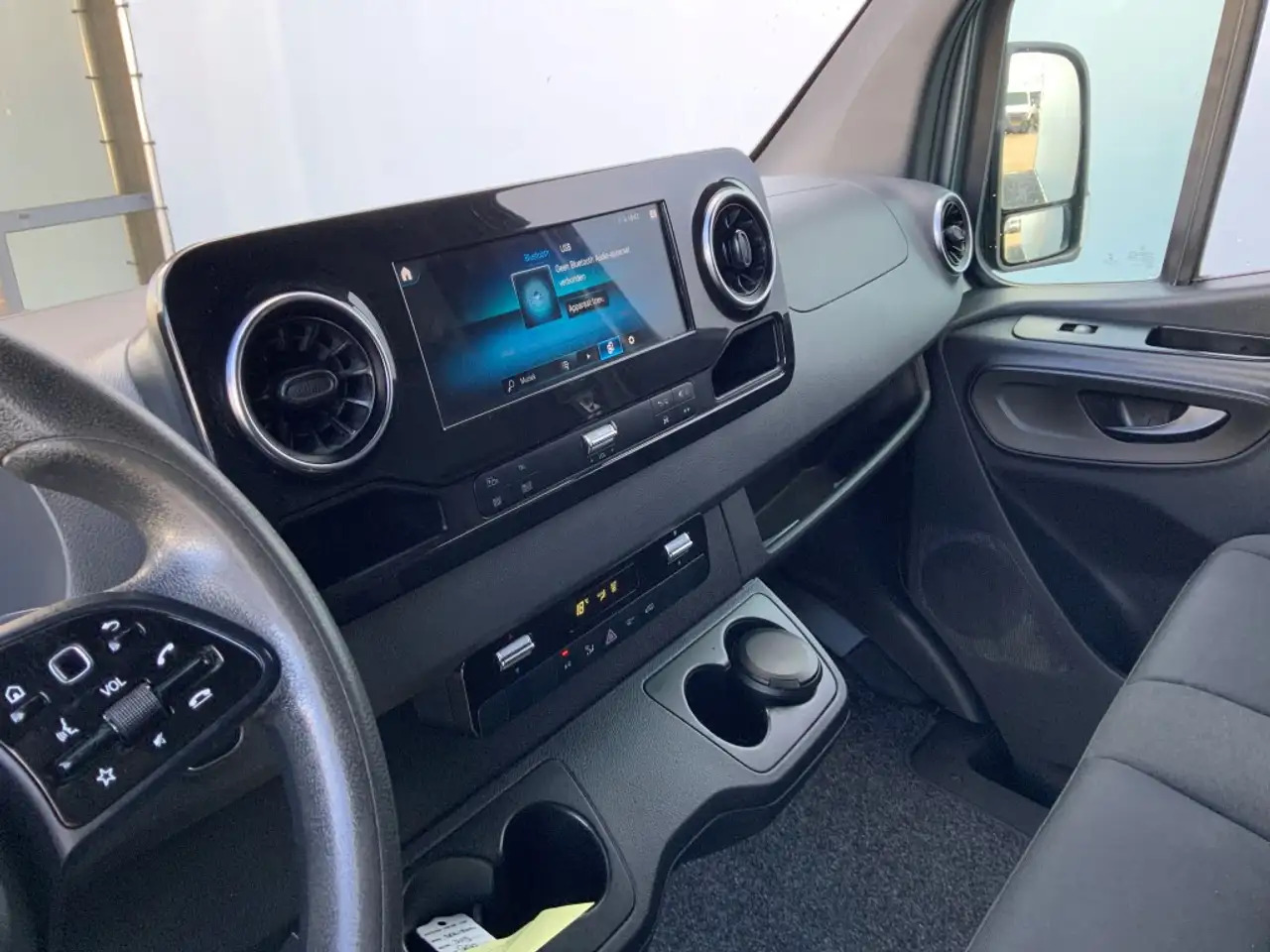 Βαν Mercedes-Benz Sprinter 319 3.0 CDI Autom.L2H2 Airco Cruise 3 Zits MBux 10: φωτογραφία 12