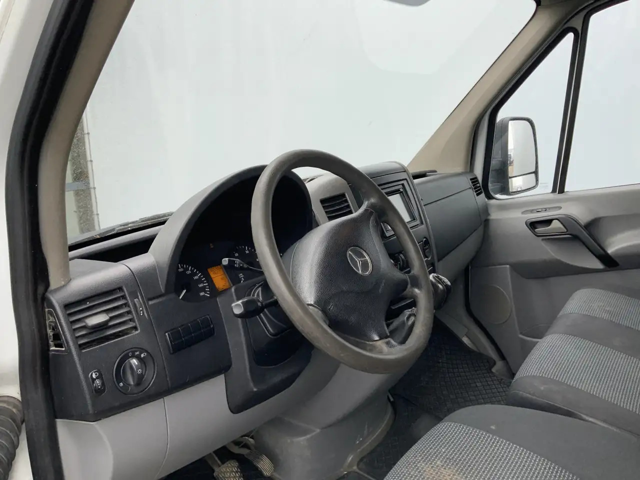 Mercedes-Benz Sprinter 513 2.2 CDI 432 Meubelbak & Deuren 3 Zits Cruise T - Επαγγελματικό αυτοκίνητο κόφα: φωτογραφία 5 Mercedes-Benz Sprinter 513 2.2 CDI 432 Meubelbak & Deuren 3 Zits Cruise T - Επαγγελματικό αυτοκίνητο κόφα: φωτογραφία 5
