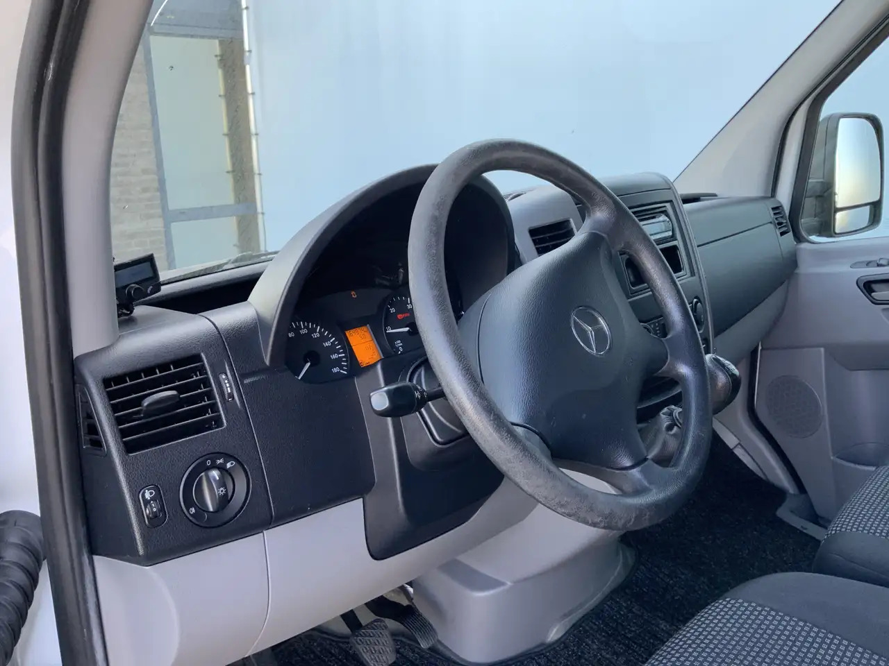 Mercedes-Benz Sprinter 515 2.2 CDI 432 Meubelbak 5,10 MTR.&Deuren Airco 3 - Επαγγελματικό αυτοκίνητο κόφα: φωτογραφία 5 Mercedes-Benz Sprinter 515 2.2 CDI 432 Meubelbak 5,10 MTR.&Deuren Airco 3 - Επαγγελματικό αυτοκίνητο κόφα: φωτογραφία 5