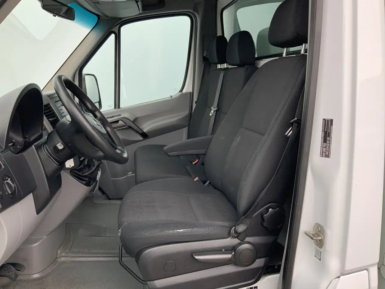 Mercedes-Benz Sprinter 516 2.2 CDI 432 Meubelbak&Deuren &Trap Airco 3 Zit - Επαγγελματικό αυτοκίνητο κόφα: φωτογραφία 4 Mercedes-Benz Sprinter 516 2.2 CDI 432 Meubelbak&Deuren &Trap Airco 3 Zit - Επαγγελματικό αυτοκίνητο κόφα: φωτογραφία 4