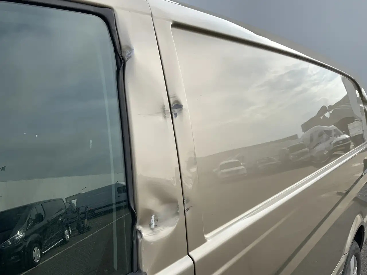 Mercedes-Benz Vito 122 CDI 320 Lang DC Luxe Automaat Alu Velg Side Ba - Βαν: φωτογραφία 2 Mercedes-Benz Vito 122 CDI 320 Lang DC Luxe Automaat Alu Velg Side Ba - Βαν: φωτογραφία 2