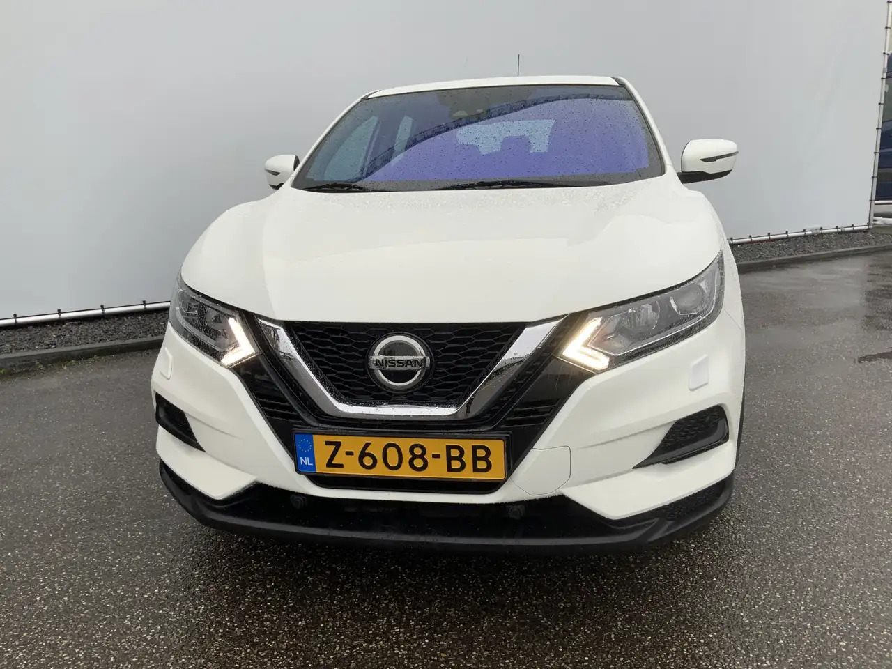 Nissan Qashqai 1.3 DIG-T Visia A SUV Airco Cruise Groot Scherm Na - SUV: φωτογραφία 2 Nissan Qashqai 1.3 DIG-T Visia A SUV Airco Cruise Groot Scherm Na - SUV: φωτογραφία 2