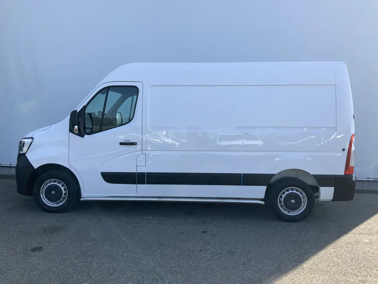 Renault Master T35 2.3 dCi 135 L2H2 Airco Cruise Navi Side Bar Ca - Βαν: φωτογραφία 3 Renault Master T35 2.3 dCi 135 L2H2 Airco Cruise Navi Side Bar Ca - Βαν: φωτογραφία 3