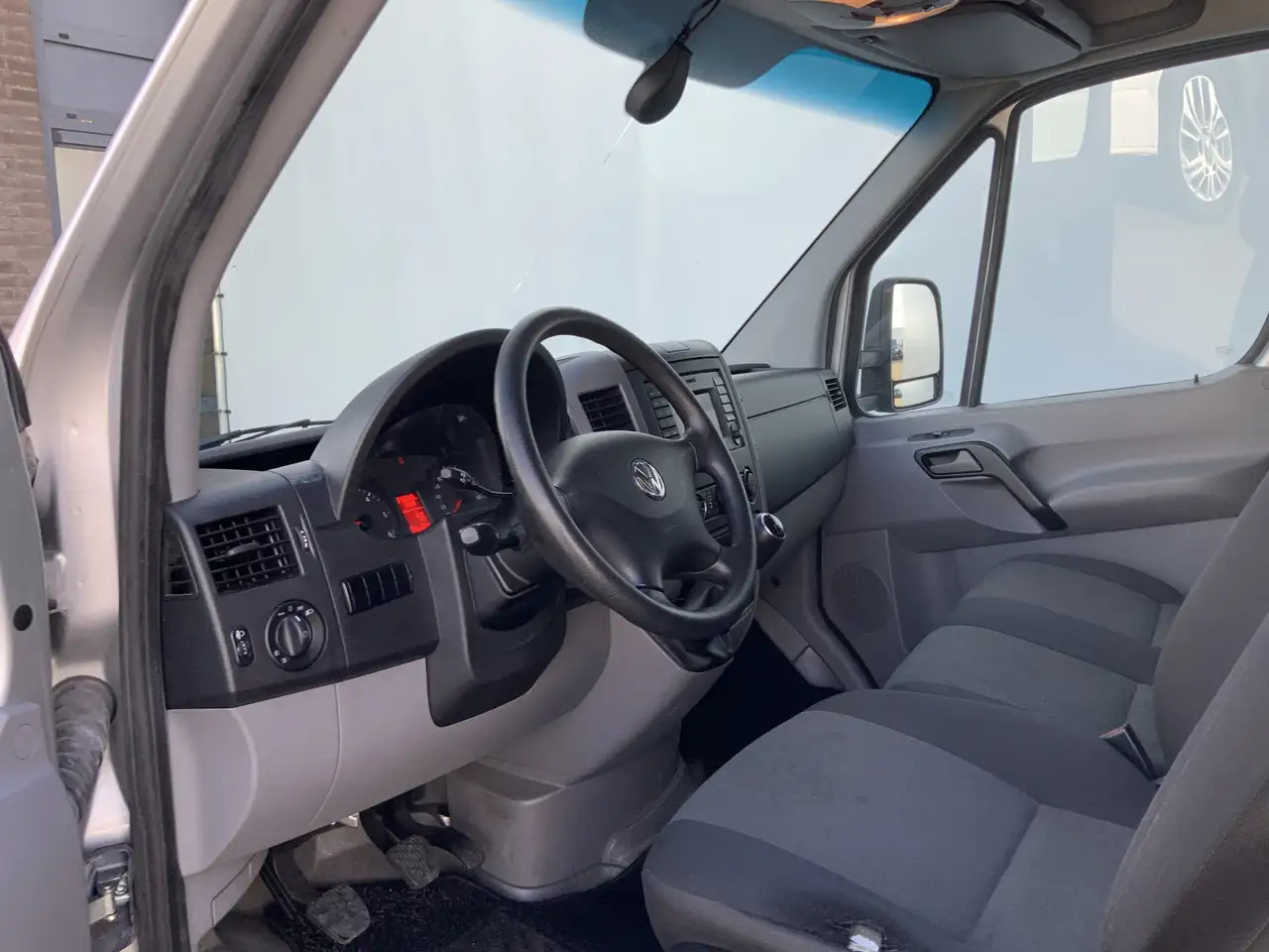 Volkswagen Crafter 46 2.0 TDI L3H1 Airco Cruise Lucht Geveerd Lier Tr - Φορτηγό ρυμούλκησης: φωτογραφία 5 Volkswagen Crafter 46 2.0 TDI L3H1 Airco Cruise Lucht Geveerd Lier Tr - Φορτηγό ρυμούλκησης: φωτογραφία 5