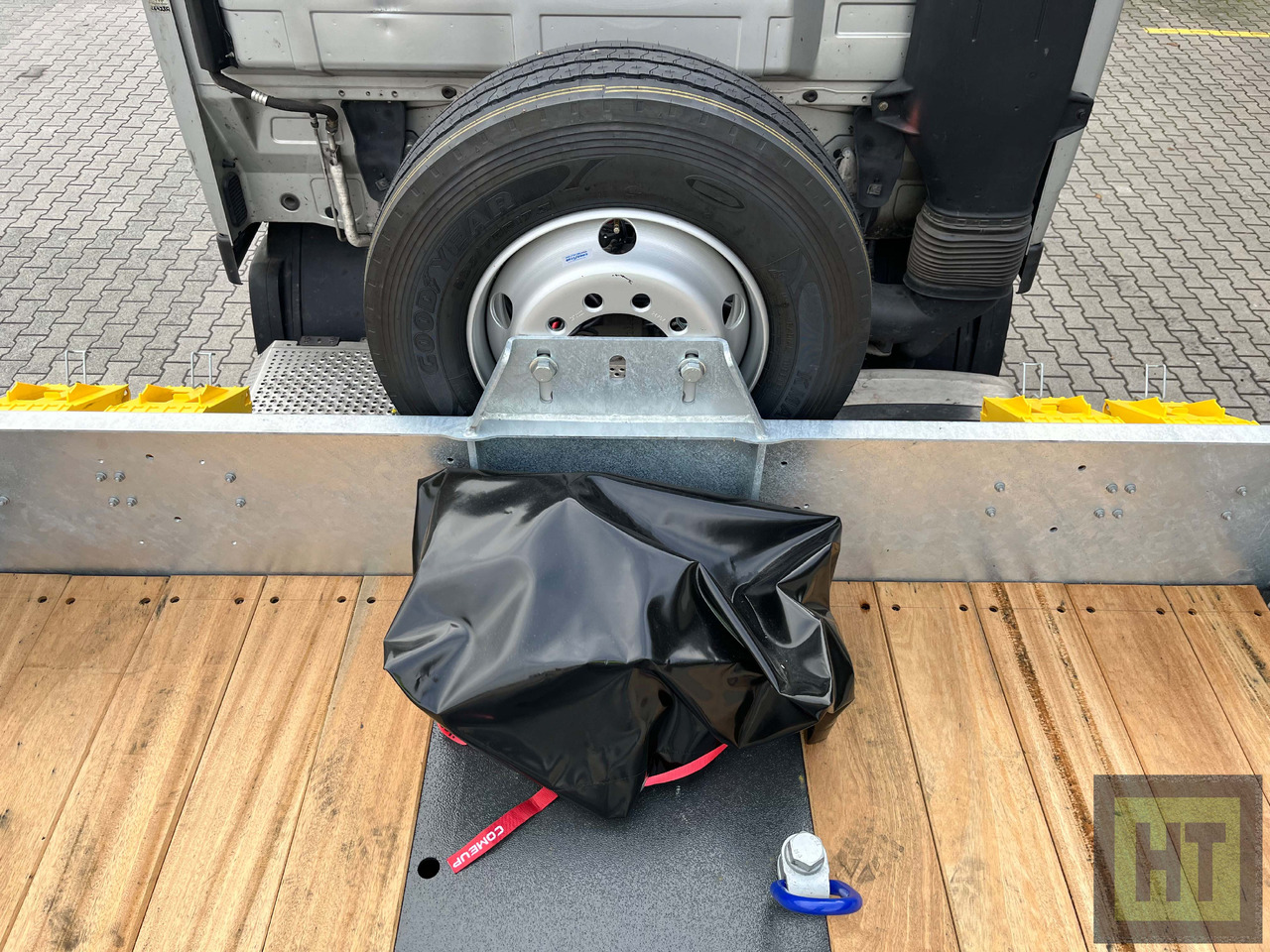 Faymonville MAX Trailer 3-Achs-Semi-hydr.Ladeboden mit Rampen-Holzbelag - Επικαθήμενο με χαμηλό δάπεδο: φωτογραφία 3 Faymonville MAX Trailer 3-Achs-Semi-hydr.Ladeboden mit Rampen-Holzbelag - Επικαθήμενο με χαμηλό δάπεδο: φωτογραφία 3