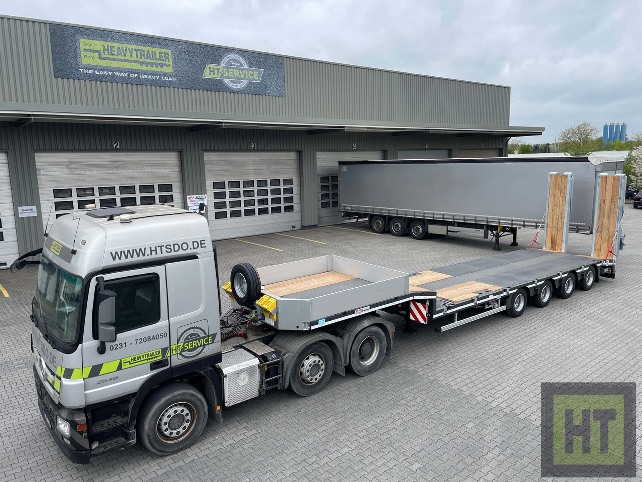 Faymonville MAX Trailer 4-Achs-Tele-Semi-Rampen-nachlaufgelenkt - Επικαθήμενο με χαμηλό δάπεδο: φωτογραφία 4 Faymonville MAX Trailer 4-Achs-Tele-Semi-Rampen-nachlaufgelenkt - Επικαθήμενο με χαμηλό δάπεδο: φωτογραφία 4