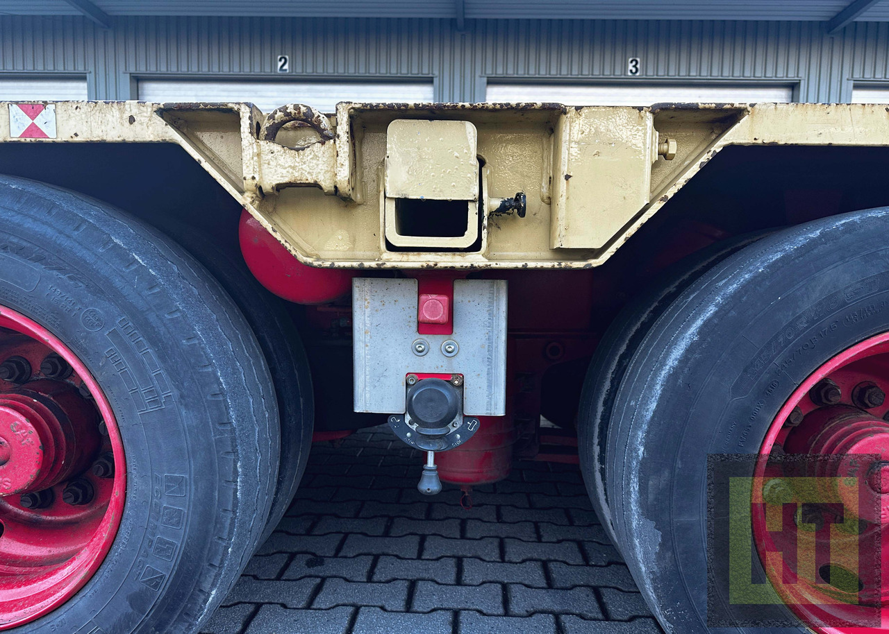 Goldhofer 6-Achs-Tele-Semi mit hydr. Rampen-zwangsgelenkt - Επικαθήμενο με χαμηλό δάπεδο: φωτογραφία 4 Goldhofer 6-Achs-Tele-Semi mit hydr. Rampen-zwangsgelenkt - Επικαθήμενο με χαμηλό δάπεδο: φωτογραφία 4