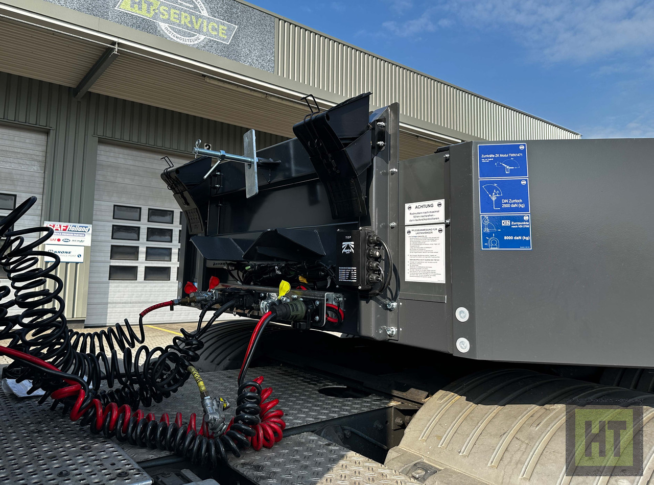 Meusburger 3-Achs-Tele-Semi mit 1 Paar Radmulden und hydr. Rampen - Επικαθήμενο με χαμηλό δάπεδο: φωτογραφία 2 Meusburger 3-Achs-Tele-Semi mit 1 Paar Radmulden und hydr. Rampen - Επικαθήμενο με χαμηλό δάπεδο: φωτογραφία 2