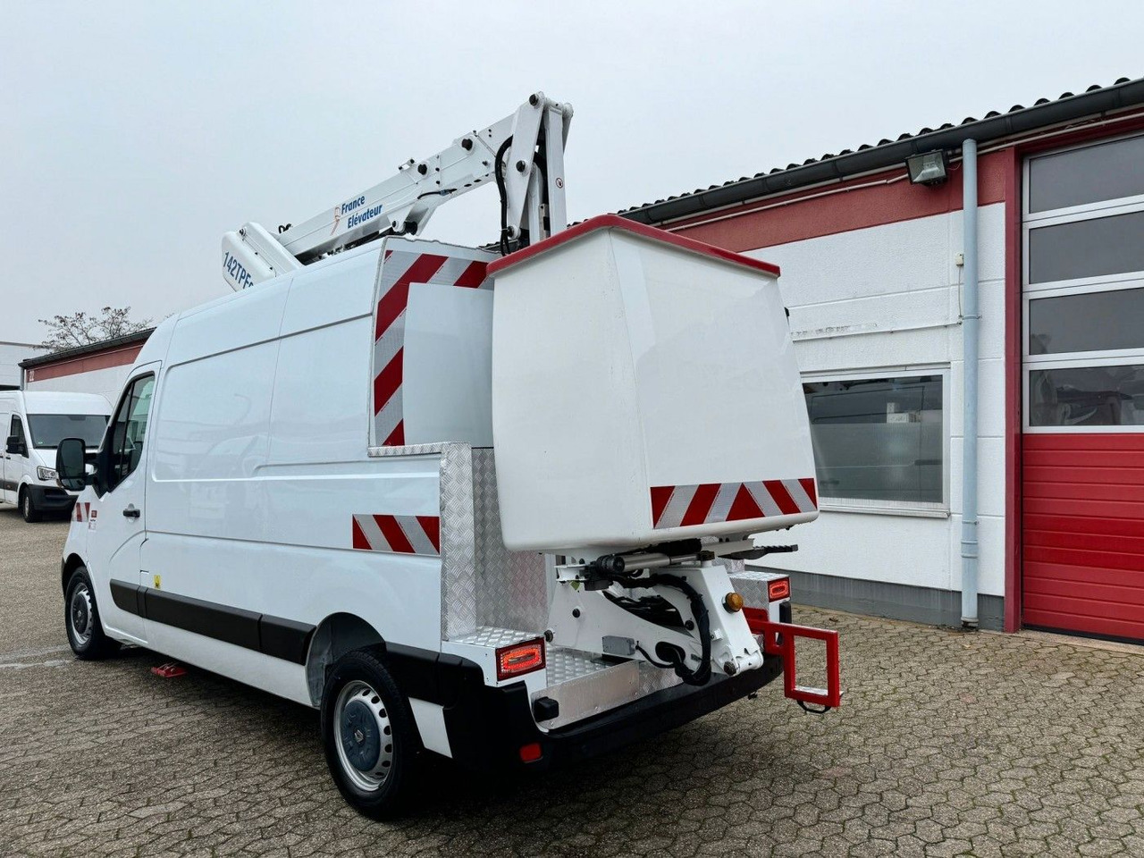 Renault Master Steiger France Elévateur 142 TPFcc - Φορτηγό με εναέρια πλατφόρμα: φωτογραφία 5 Renault Master Steiger France Elévateur 142 TPFcc - Φορτηγό με εναέρια πλατφόρμα: φωτογραφία 5