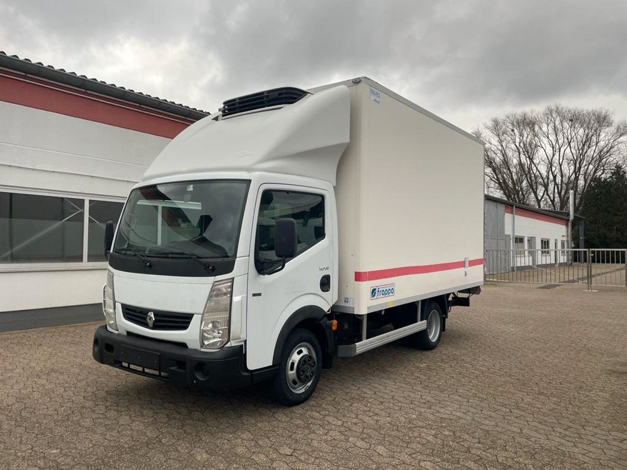 Renault Maxity Tiefkühlkoffer Multi-Temp Ladebordwand - Επαγγελματικό αυτοκίνητο ψυγείο: φωτογραφία 1 Renault Maxity Tiefkühlkoffer Multi-Temp Ladebordwand - Επαγγελματικό αυτοκίνητο ψυγείο: φωτογραφία 1