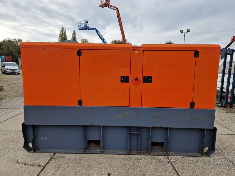 Atlas-Copco QAS150 met Leroy Somer generator - Βιομηχανική γεννήτρια: φωτογραφία 3 Atlas-Copco QAS150 met Leroy Somer generator - Βιομηχανική γεννήτρια: φωτογραφία 3