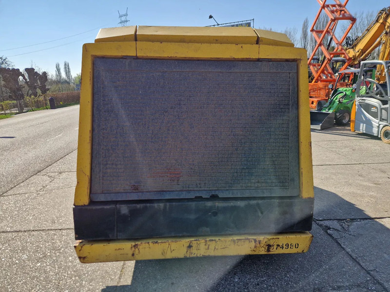 Atlas-Copco XAS350DD - Αεροσυμπιεστής: φωτογραφία 4 Atlas-Copco XAS350DD - Αεροσυμπιεστής: φωτογραφία 4