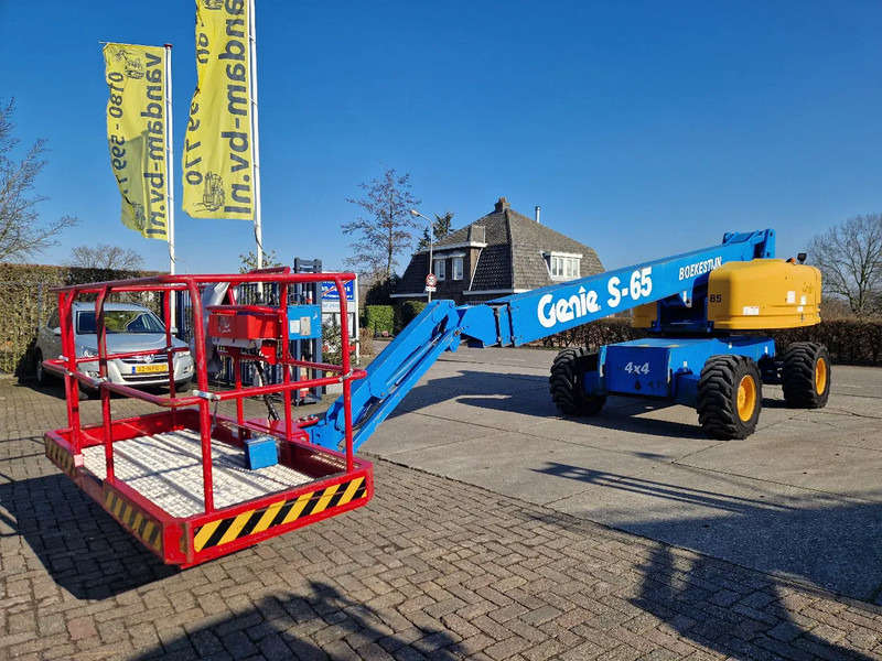 Genie S65 4X4 - Τηλεσκοπικό ανυψωτικό: φωτογραφία 1 Genie S65 4X4 - Τηλεσκοπικό ανυψωτικό: φωτογραφία 1