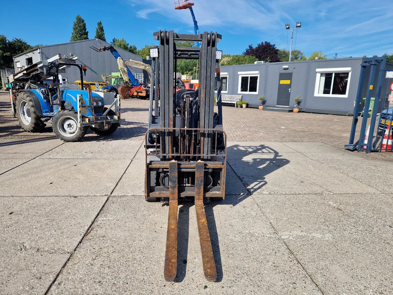 Nissan 1800 kg. LPG met keuring - Υγραεριοκίνητο περονοφόρο: φωτογραφία 5 Nissan 1800 kg. LPG met keuring - Υγραεριοκίνητο περονοφόρο: φωτογραφία 5