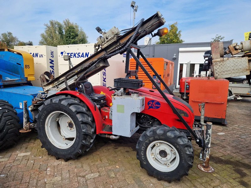 Onbekend Valpadana 1550 4x4 drilling tractor - Μηχάνημα διάτρησης: φωτογραφία 2 Onbekend Valpadana 1550 4x4 drilling tractor - Μηχάνημα διάτρησης: φωτογραφία 2
