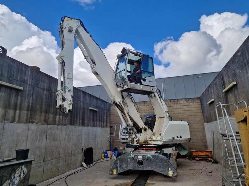 Sennebogen 821 overslagkraan - Μηχάνημα Διαχείρισης Υλικών: φωτογραφία 1 Sennebogen 821 overslagkraan - Μηχάνημα Διαχείρισης Υλικών: φωτογραφία 1