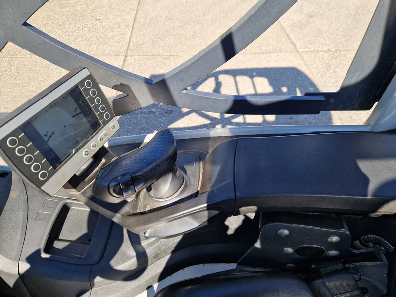 Ηλεκτροκίνητο περονοφόρο Still RX20-16 met veiligheidskeuring: φωτογραφία 7 Ηλεκτροκίνητο περονοφόρο Still RX20-16 met veiligheidskeuring: φωτογραφία 7