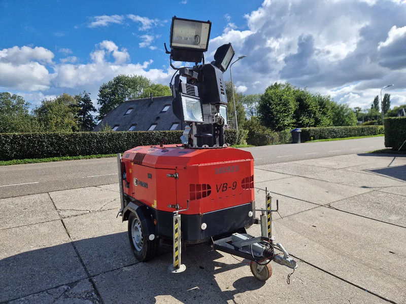 Tower Light VB9 mobiele lichtmast 9m. hoog - Πύργος φωτισμού: φωτογραφία 3 Tower Light VB9 mobiele lichtmast 9m. hoog - Πύργος φωτισμού: φωτογραφία 3