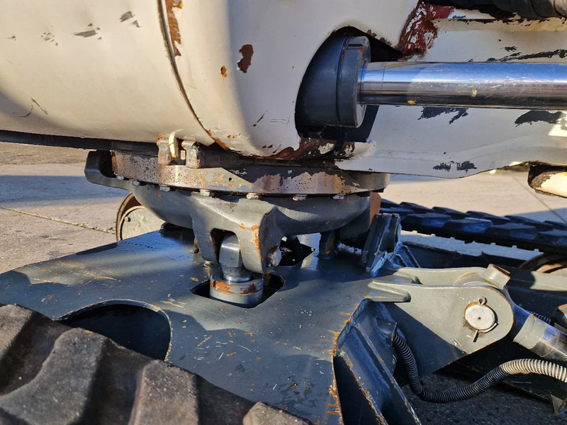 WACKER NEUSON 2404RD kan op een (berg)helling draaien - Μίνι εκσκαφέας: φωτογραφία 3 WACKER NEUSON 2404RD kan op een (berg)helling draaien - Μίνι εκσκαφέας: φωτογραφία 3