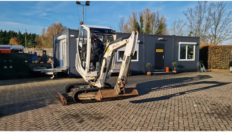 WACKER NEUSON 2404RD kan op een helling draaien - Μίνι εκσκαφέας: φωτογραφία 1 WACKER NEUSON 2404RD kan op een helling draaien - Μίνι εκσκαφέας: φωτογραφία 1