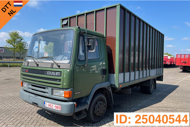 DAF 45.160 - Φορτηγό μεταφοράς αλόγων: φωτογραφία 1 DAF 45.160 - Φορτηγό μεταφοράς αλόγων: φωτογραφία 1