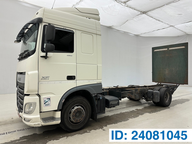 DAF XF 460 Space Cab* - Φορτηγό σασί: φωτογραφία 1 DAF XF 460 Space Cab* - Φορτηγό σασί: φωτογραφία 1