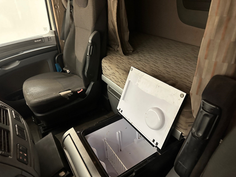 Τράκτορας DAF XF 460 Space Cab: φωτογραφία 12