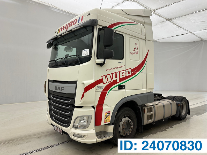 DAF XF 460 Space Cab - Τράκτορας: φωτογραφία 1 DAF XF 460 Space Cab - Τράκτορας: φωτογραφία 1