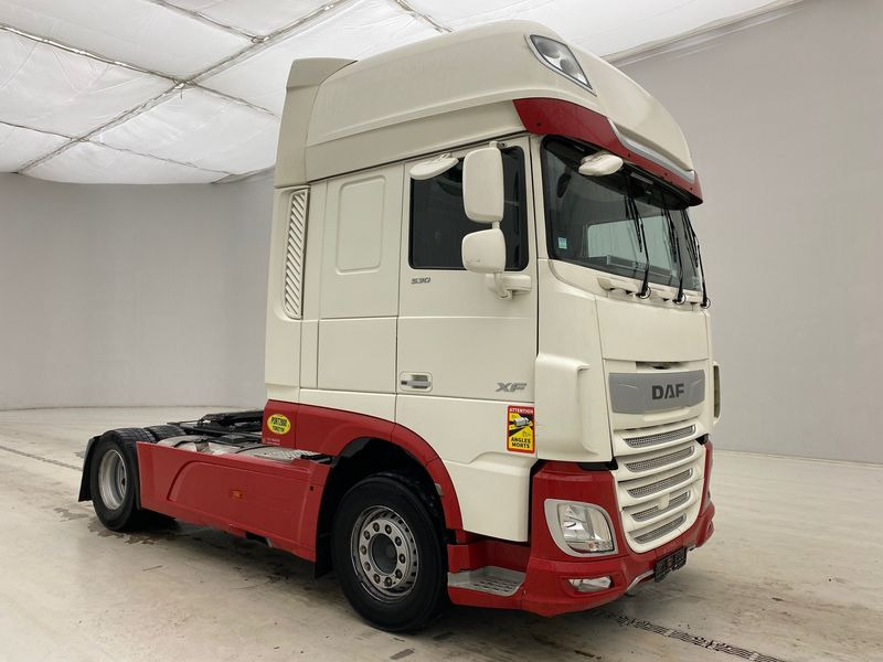 DAF XF105.530 Super Space Cab - Τράκτορας: φωτογραφία 3 DAF XF105.530 Super Space Cab - Τράκτορας: φωτογραφία 3