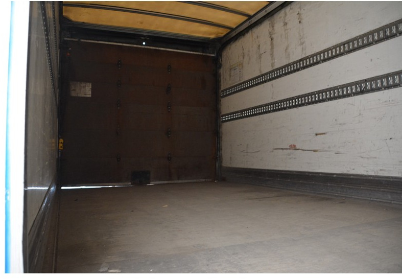Iveco Eurocargo 120E18 - Φορτηγό κόφα: φωτογραφία 5 Iveco Eurocargo 120E18 - Φορτηγό κόφα: φωτογραφία 5