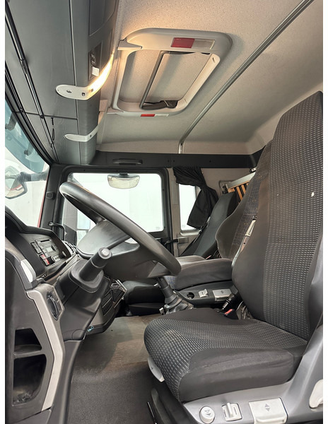 Φορτηγό κόφα MAN TGS 18.360: φωτογραφία 10 Φορτηγό κόφα MAN TGS 18.360: φωτογραφία 10