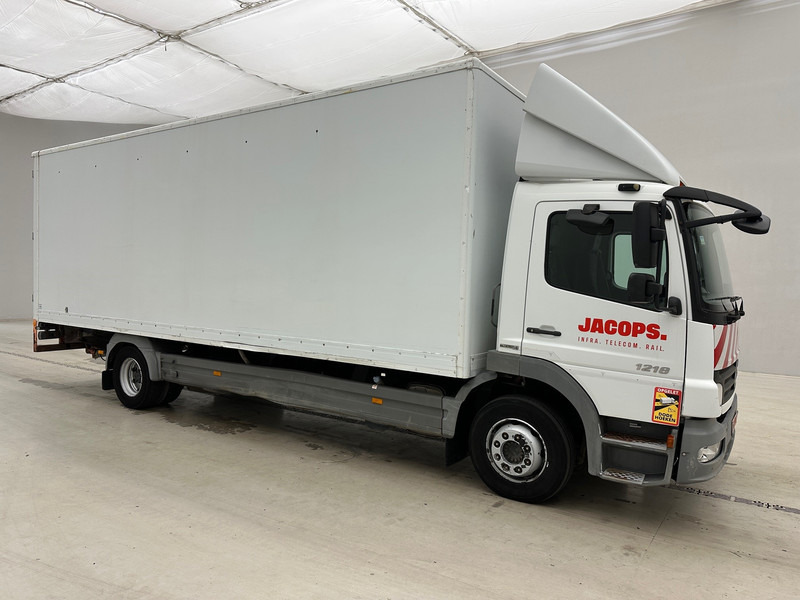 Mercedes-Benz Atego 1218 - Φορτηγό κόφα: φωτογραφία 3 Mercedes-Benz Atego 1218 - Φορτηγό κόφα: φωτογραφία 3
