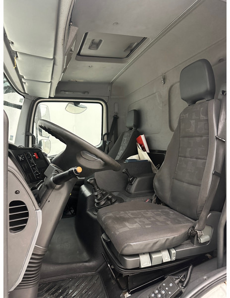 Φορτηγό ψυγείο Mercedes-Benz Atego 1218: φωτογραφία 13 Φορτηγό ψυγείο Mercedes-Benz Atego 1218: φωτογραφία 13