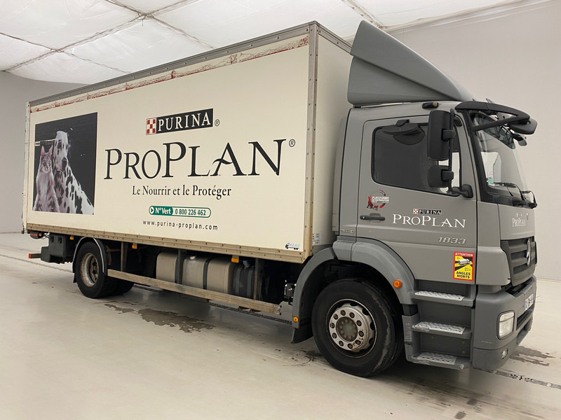 Mercedes-Benz Axor 1833 - Φορτηγό κόφα: φωτογραφία 3 Mercedes-Benz Axor 1833 - Φορτηγό κόφα: φωτογραφία 3