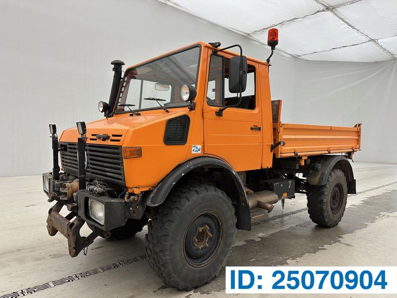 Mercedes-Benz Unimog U427 - 4x4 - Φορτηγό ανατρεπόμενο: φωτογραφία 1 Mercedes-Benz Unimog U427 - 4x4 - Φορτηγό ανατρεπόμενο: φωτογραφία 1