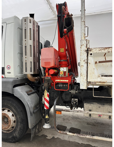 Φορτηγό ανατρεπόμενο, Φορτηγό με γερανό Renault Kerax 320 DCi: φωτογραφία 11