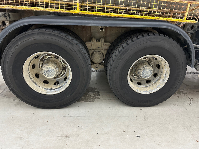 Renault Kerax 380 - 6x4 - Φορτηγό βυτιοφόρο: φωτογραφία 5 Renault Kerax 380 - 6x4 - Φορτηγό βυτιοφόρο: φωτογραφία 5