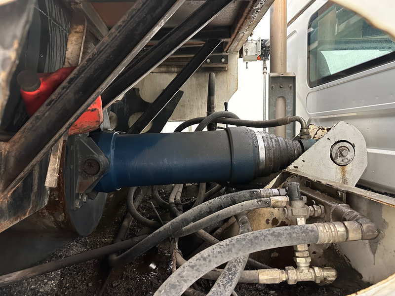 Renault Premium 370 - Φορτηγό ανατρεπόμενο: φωτογραφία 4 Renault Premium 370 - Φορτηγό ανατρεπόμενο: φωτογραφία 4