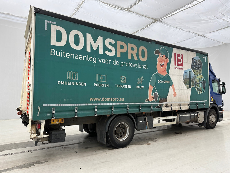 Scania P230 - Φορτηγό μουσαμάς: φωτογραφία 4 Scania P230 - Φορτηγό μουσαμάς: φωτογραφία 4