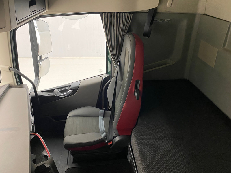 Τράκτορας Volvo FH 420: φωτογραφία 10 Τράκτορας Volvo FH 420: φωτογραφία 10