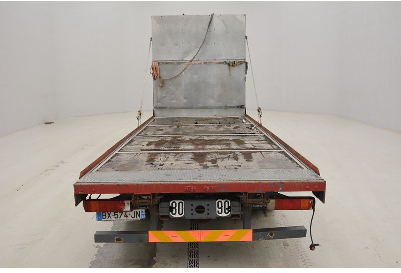 Volvo FH12.460 Globetrotter - Φορτηγό με ανοιχτή καρότσα: φωτογραφία 5 Volvo FH12.460 Globetrotter - Φορτηγό με ανοιχτή καρότσα: φωτογραφία 5