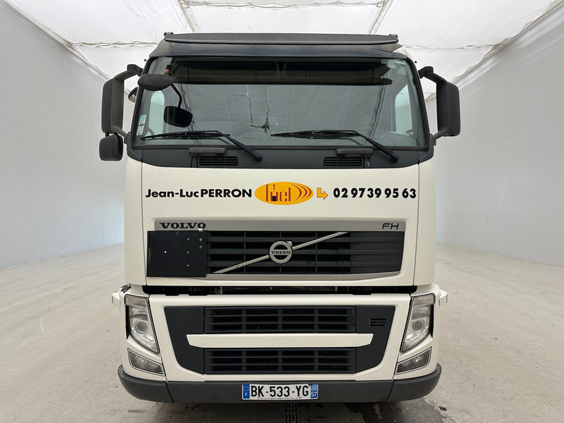 Volvo FH420 - 6x2 - Φορτηγό βυτιοφόρο: φωτογραφία 2 Volvo FH420 - 6x2 - Φορτηγό βυτιοφόρο: φωτογραφία 2