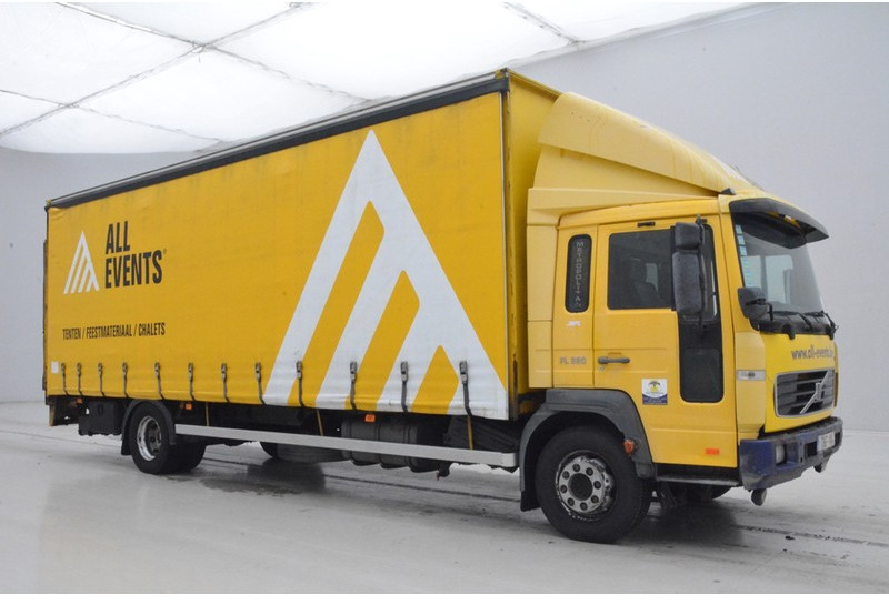 Volvo FL 220* - Φορτηγό μουσαμάς: φωτογραφία 3 Volvo FL 220* - Φορτηγό μουσαμάς: φωτογραφία 3