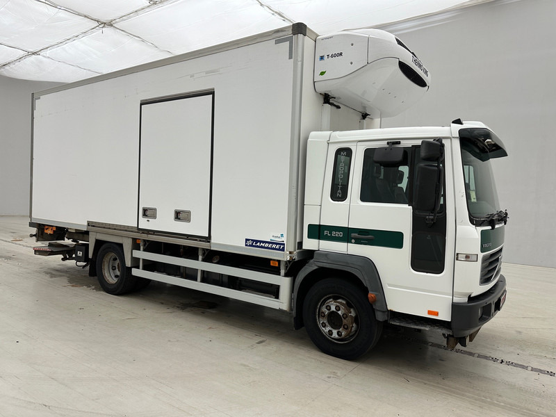 Volvo FL 220* - Φορτηγό ψυγείο: φωτογραφία 3 Volvo FL 220* - Φορτηγό ψυγείο: φωτογραφία 3