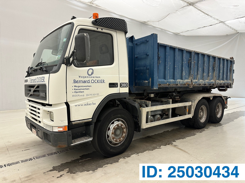 Volvo FM12.380 - 6x4 - Φορτηγό φόρτωσης γάντζου: φωτογραφία 1 Volvo FM12.380 - 6x4 - Φορτηγό φόρτωσης γάντζου: φωτογραφία 1