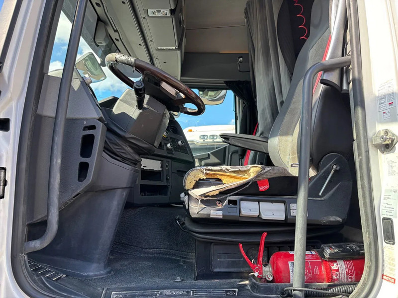 Renault T460 Retarder Euro 6 - Τράκτορας: φωτογραφία 5 Renault T460 Retarder Euro 6 - Τράκτορας: φωτογραφία 5