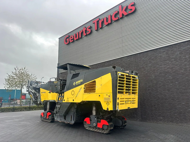 Bomag BM 2200/75 ASFALTFREES / ASPHALT MILLING MACHINE / COLD PLANER - Μηχανών ασφάλτου: φωτογραφία 3 Bomag BM 2200/75 ASFALTFREES / ASPHALT MILLING MACHINE / COLD PLANER - Μηχανών ασφάλτου: φωτογραφία 3