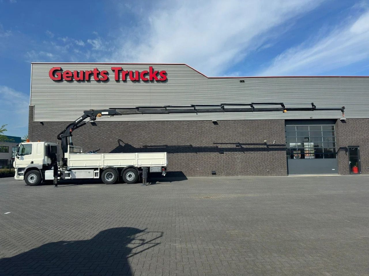 Φορτηγό με γερανό DAF CF 330 6X2 MKG HLK 341 SHP A8 KRAAN/KRAN/CANE/GR: φωτογραφία 1