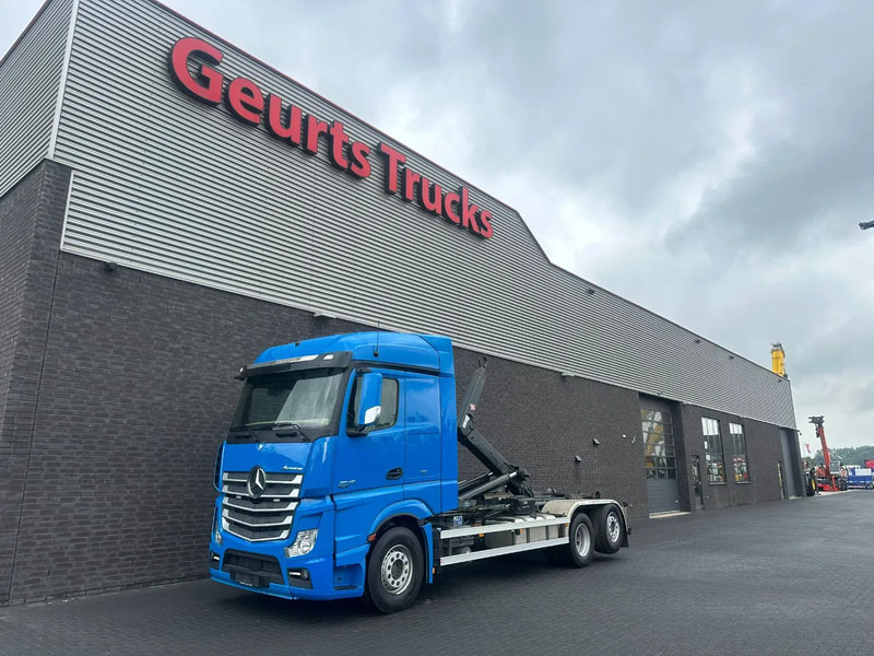 Mercedes-Benz Actros 2545 6X2 MET HIAB MULTILIFT XR21S61 HAAKARMSYSTEEM / ABROLLKIPPER / HOOKLIFT - Φορτηγό φόρτωσης γάντζου: φωτογραφία 2 Mercedes-Benz Actros 2545 6X2 MET HIAB MULTILIFT XR21S61 HAAKARMSYSTEEM / ABROLLKIPPER / HOOKLIFT - Φορτηγό φόρτωσης γάντζου: φωτογραφία 2